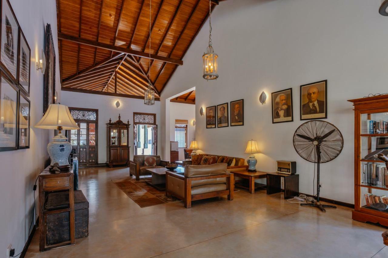 Villa Republic, Bentota Aluthgama Exterior photo