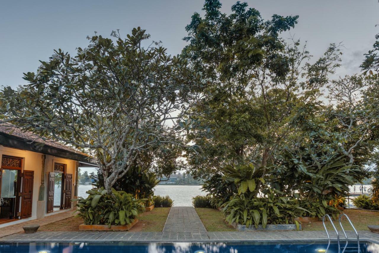 Villa Republic, Bentota Aluthgama Exterior photo